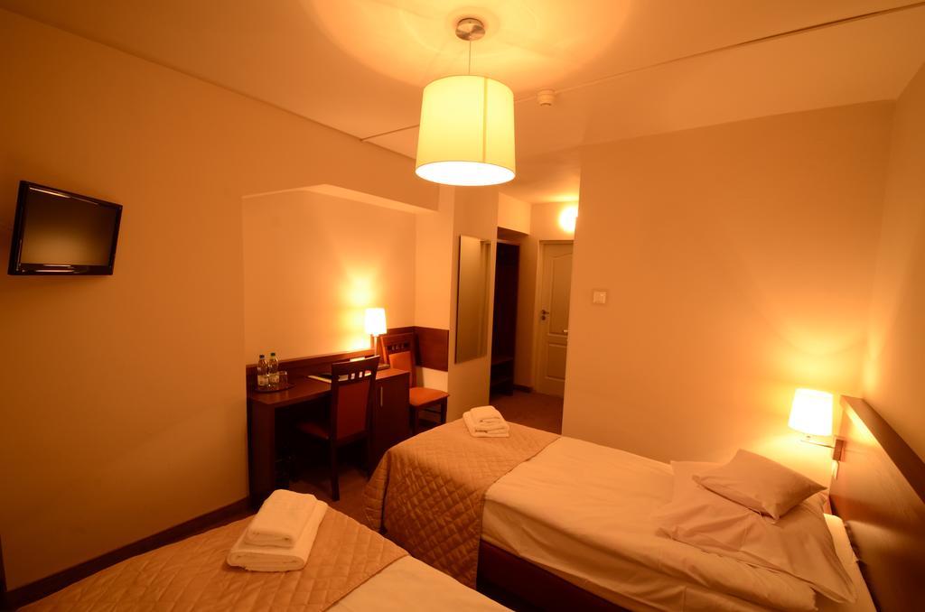 Hotel Pzmot Lublin Quarto foto