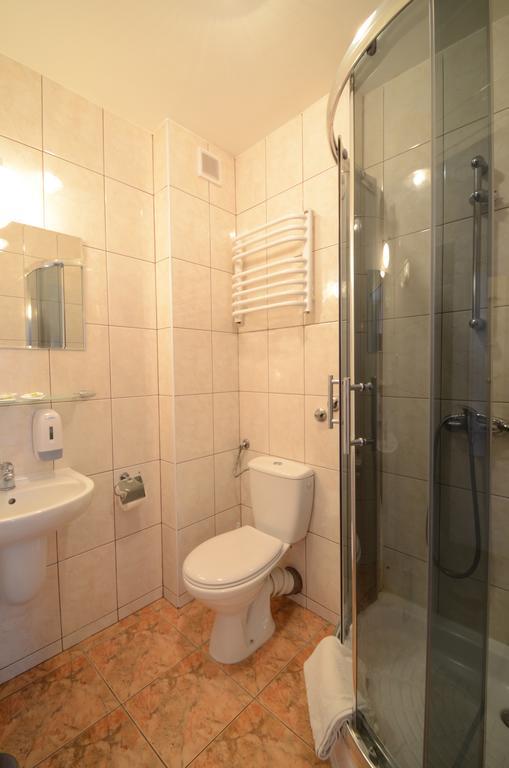 Hotel Pzmot Lublin Quarto foto